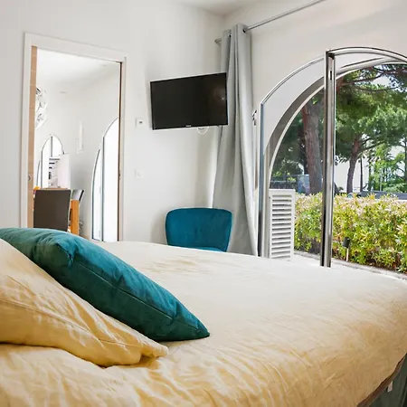 Διαμέρισμα Superbe Villa-appartement Sur La Croisette Avec Grande Terrasse *